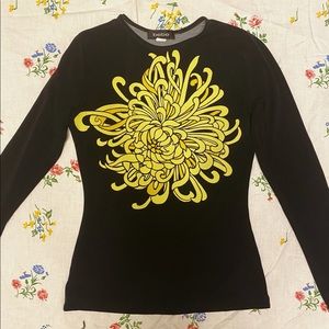 Y2K Bebe graphic yellow flower shirt